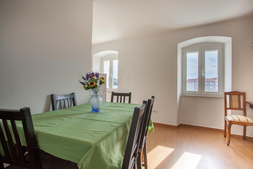 Apartment Pogled Na Luku Cres Exteriör bild